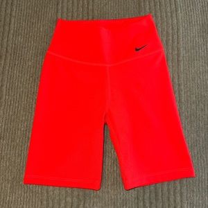 ⭐️Nike biker shorts - XXS⭐️